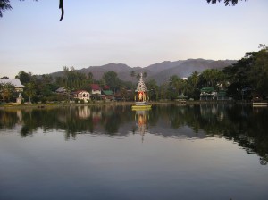 Mae Hong Son's serene lake